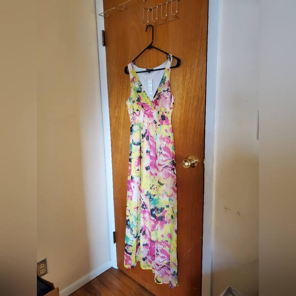 Chaudry KC Maxi Dress size Medium - Picture 1 of 5